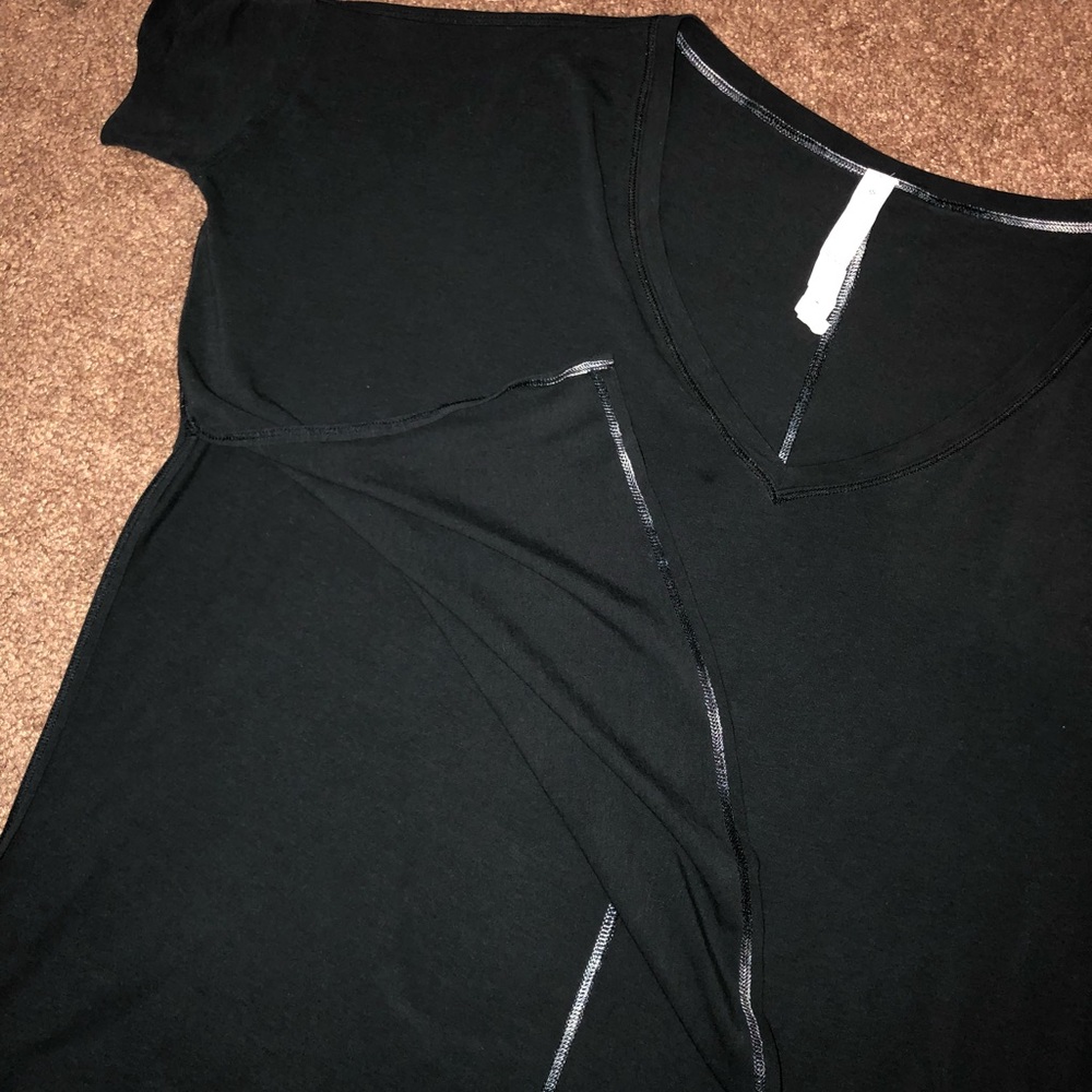 Lululemon shirt - Picture 4 of 6